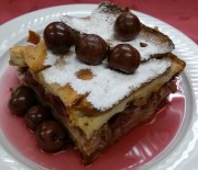 Višňová žemlovka